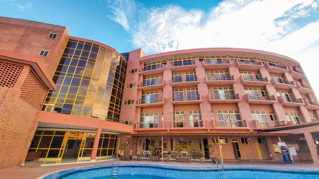 Sainte Famille Hotel Kigali Exterior foto